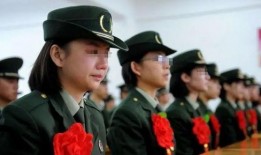 退伍女兵被爆料视频完整版,揭开军营内幕，勇敢揭露真相